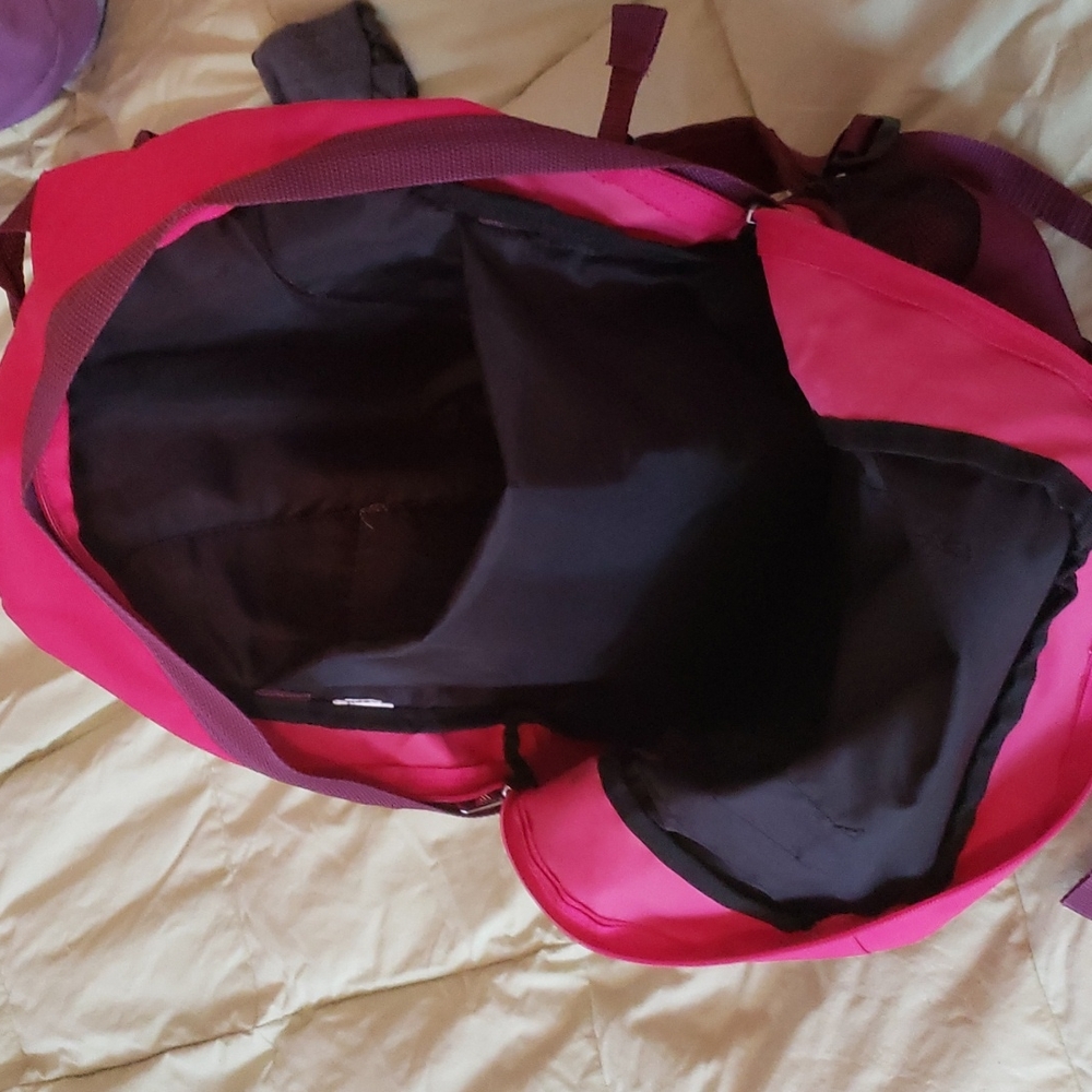🎄Adidas backpack 🎒 - Picture 7 of 7